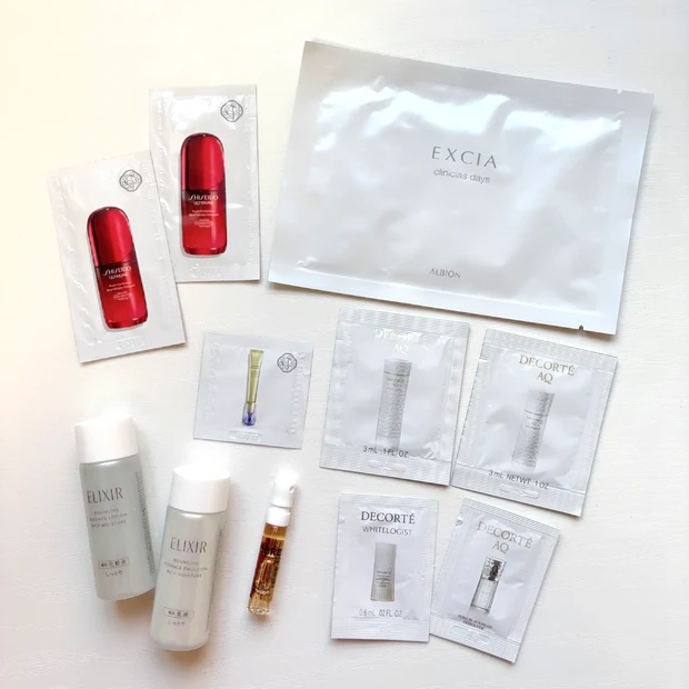 マキア最新号の付録は神崎 恵が厳選「THE 神BOX」