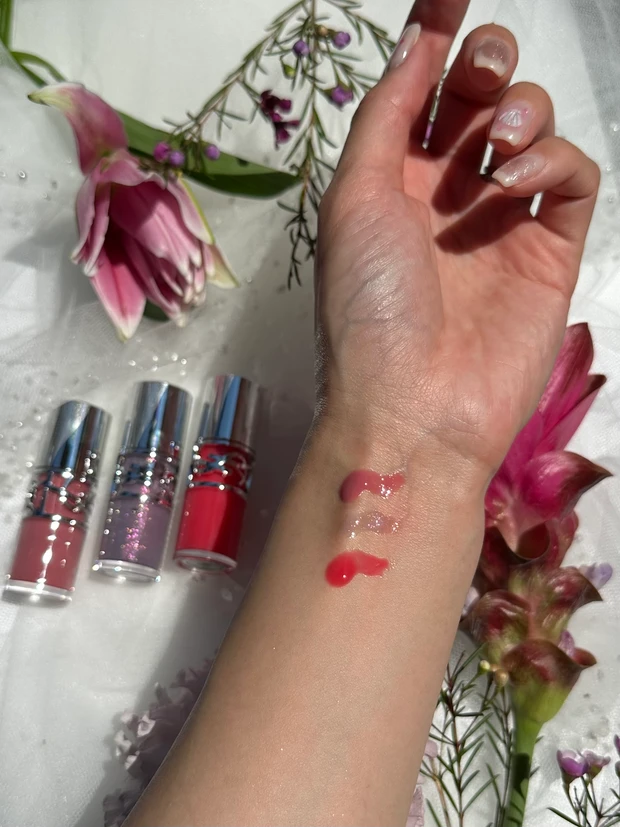 もうチェックした?イヴ・サンローランの新リップ☺︎❤︎_2