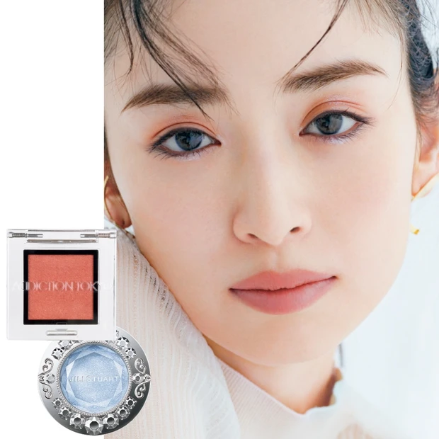 寒色×暖色のアイシャドウを重ねづけ！ 大人に似合うくすみEyeのつくり方