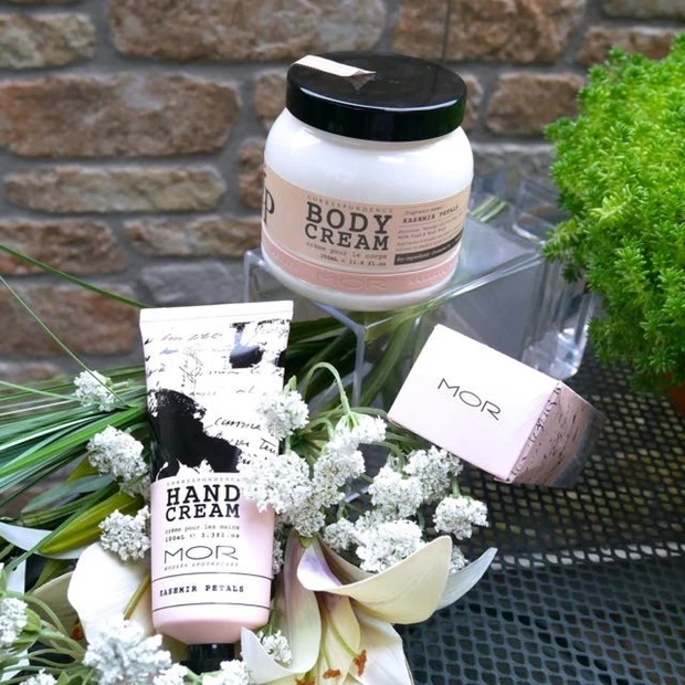 MOR(モア)からコレスポンデンスシリーズ新発売 スーパーフード配合のこだわり抜いた処方と香り、細部まで美しいパッケージ。