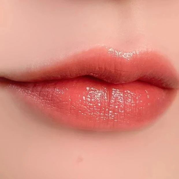 キャンメイク むちぷるティント 01 スウォッチ