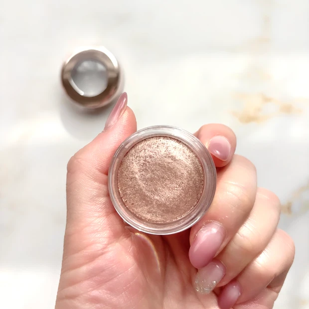 アイグロウジェム　スキンシャドウ　イエベ春