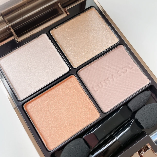 ルナソル アイカラーレーション 22