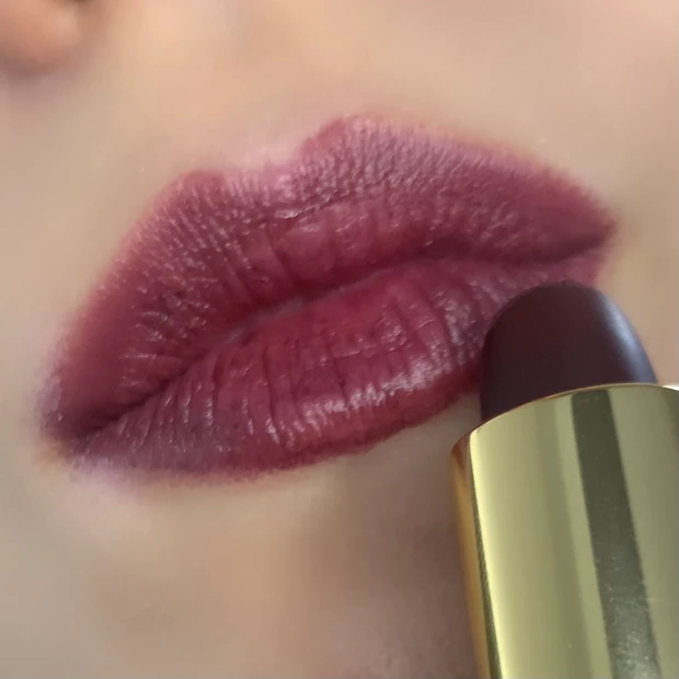 ルージュ アリュール ヴェルヴェット 387 アリュールヴェルヴェット メイクポイント