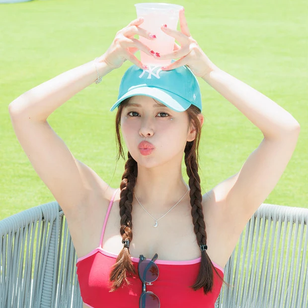 【2位】【声優・井口裕香さん】夏フェスの最強ヘアアレンジは“キャップをかぶってからの”三つ編み！〈vol.3〉