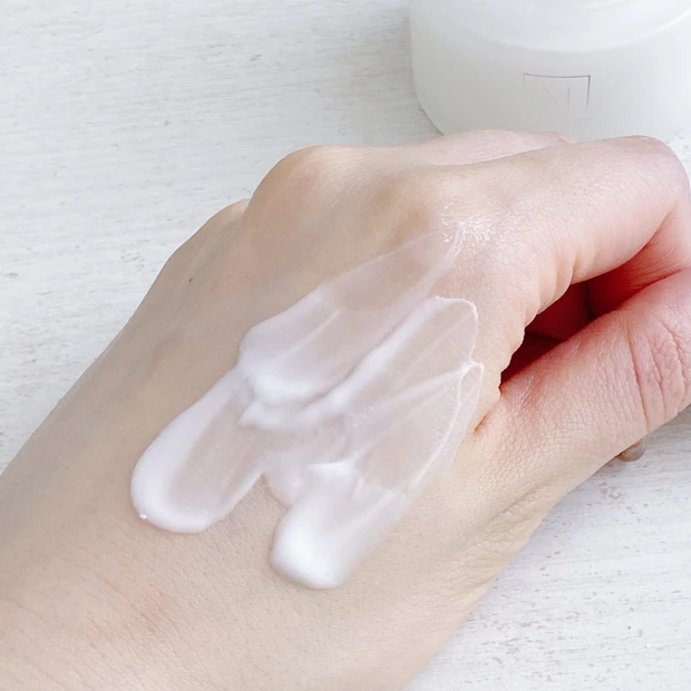 【乾燥ぐすみを撃退】美白も、乾燥対策にも。毎日使いで理想のハリ肌に。_3_1