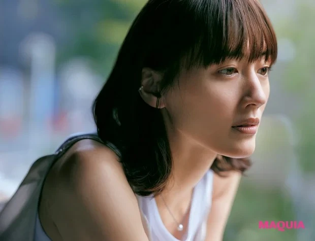 綾瀬はるかさんスペシャルインタビュー【家族や愛する人について】_無条件で自分を愛してくれる存在が、パワーの源に。