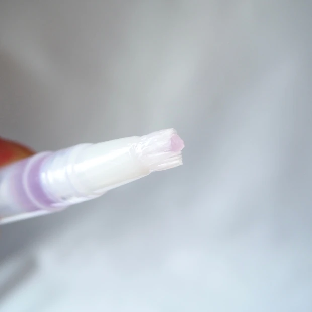 無印良品　ネイルケアオイル