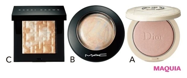 ラメ入りハイライトは細ブラシでレイヤードづけ_こちらのハイライトもおすすめ