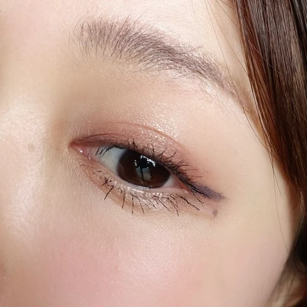 RMK シンクロマティック アイシャドウパレット EX-18 ナイーブ ナイツの使い方・メイク紹介