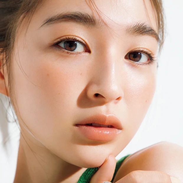 中山友恵さんが教えます！ ハリ・ツヤ・血色で少女のような肌を実現するメイ…