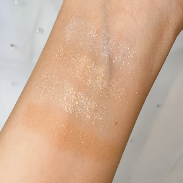 ルナソル アイシャドウ新色 04 12℃ signs of spring スウォッチ