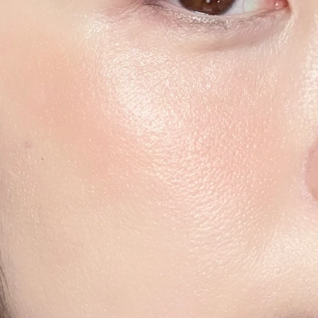 セザンヌ　チーク　イエベ