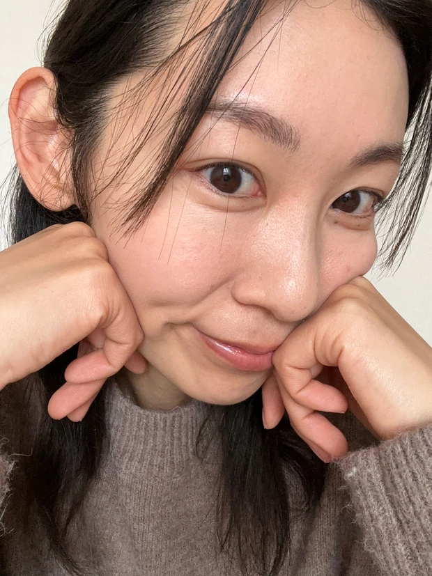 ポアレス肌　poreless primer プライマー　イニスフリー　ノーセバム ブラープライマー