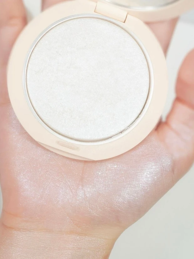 最新トレンドの【白湯メイク】って?ナチュ盛れを叶えるメイクを徹底解説!中国メイクの定番"純欲メイク"との違いは?_3_3