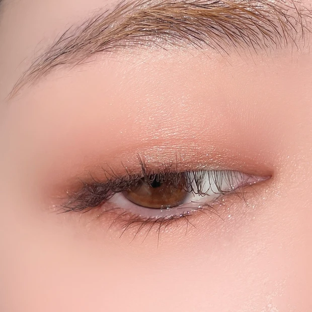 CHANEL レベージュパレットルガール テンダー アイメイク