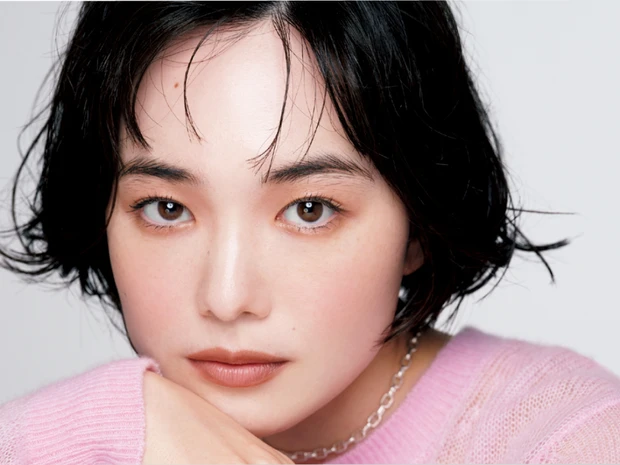 【奥二重の最新アイメイク】「コスメデコルテ」のスキンシャドウ デザイニング パレット 05だけで最旬アイに！