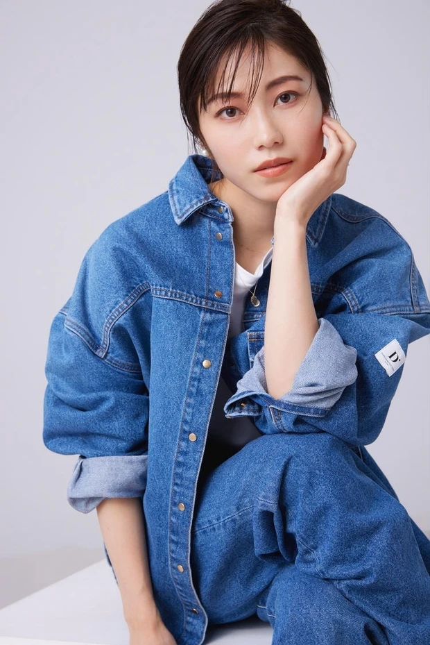 【AKB48卒業】横山由依さん　アイドル・ラストYEARを支えた2021年「ゆいはんベスコス」は？