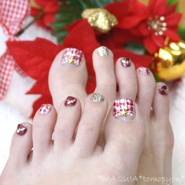 普通のポリッシュでもツイードネイルが出来る裏技！クリスマス・ツイードペディキュア❤