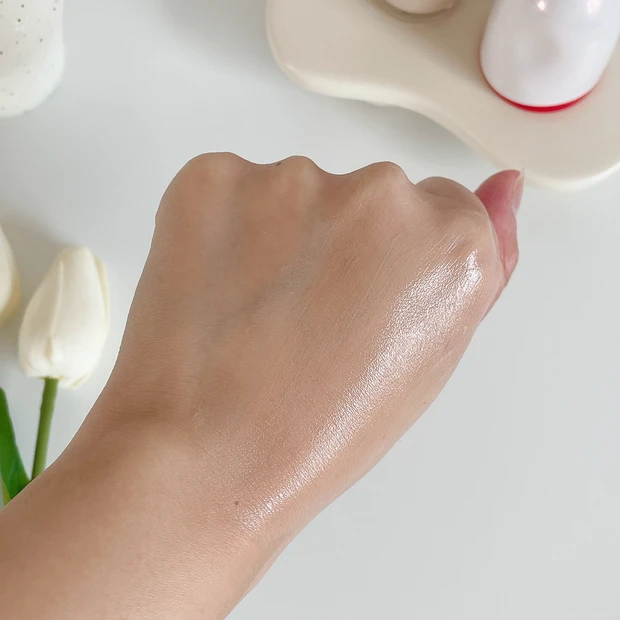 SHISEIDO 美容液ファンデーション スウォッチ 130