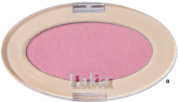 鈴木えみ ベースメイク AI肌 Laka ドリームビームハイライター 02 