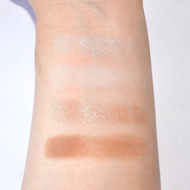 ルナソル(LUNASOL)アイカラーレーション 15 フローレスクラリティ スウォッチ