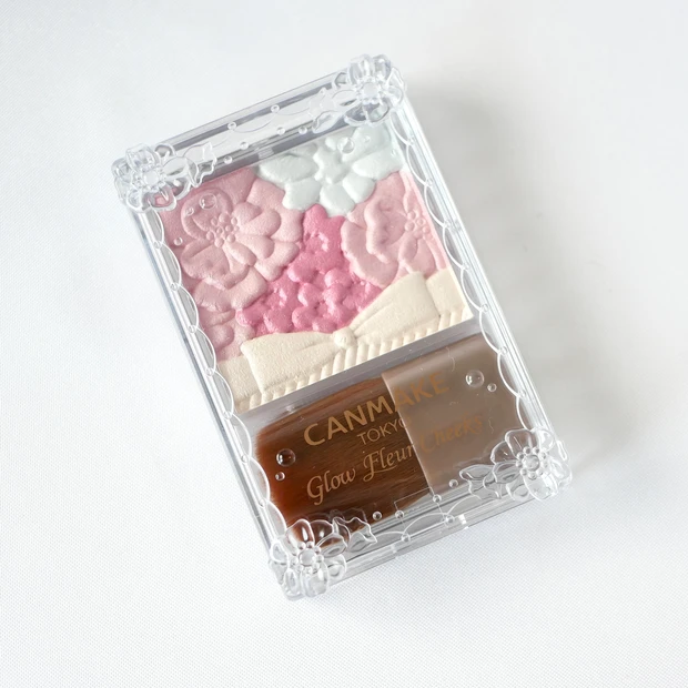 キャンメイク 新作 グロウフルールチークス 19 さくらんぼソーダフルール