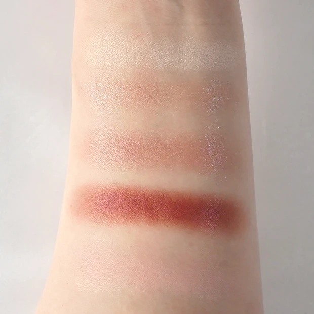 Dior ディオール サンククルール 743 ローズチュール スウォッチ