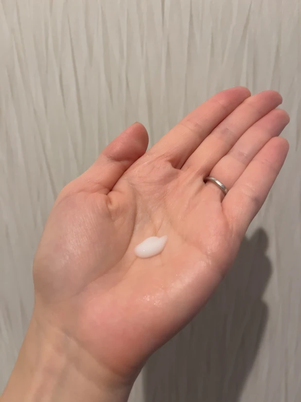 オルビス　エッセンスインヘアミルク