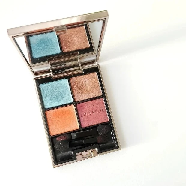 【おすすめブルーアイシャドウ⑤】ルナソル アイカラーレーション 01、12_ルナソル アイカラーレーション 01の口コミ&レビュー_1