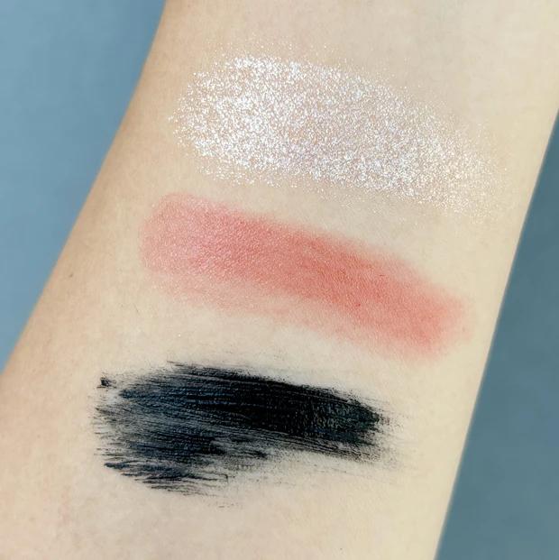 アディクション クリスマスコフレ2025 スウォッチ マリアージュ アイシャドウ リップ