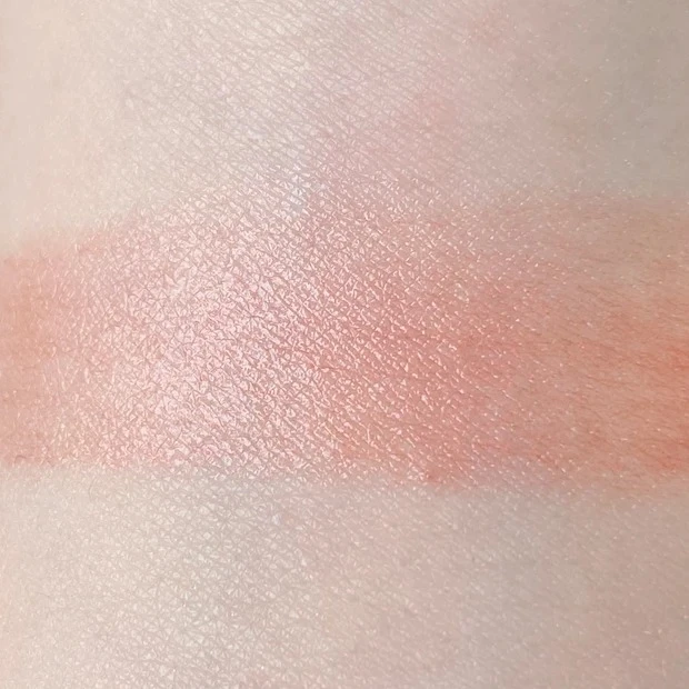 キュレル リップケア クリーム(美発色シリーズ) 美発色レッド スウォッチ