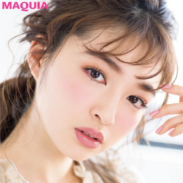 メリハリ肌はこれひとつで完成！ 粉雪のように肌に溶け込むパウダリーファン…