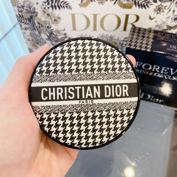 【可愛すぎてパケ買い😍】のはずが、使い心地の良さにベタ惚れしたクッションファンデ✨「ディオールスキン フォーエヴァー グロウ クッション」💕_3