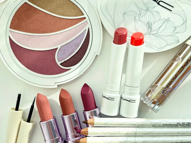 M・A・C(マック) グロー プレイ テンダートーク リップ バーム(口紅