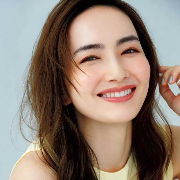 炎天下やマスク生活に負けない！ 落ちないコスメ神7を発表