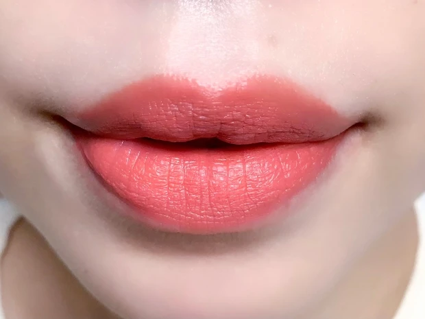 色持ち抜群！マスクを外しても美発色が続く♡普段使いにぴったりなおすすめリップ_7_2