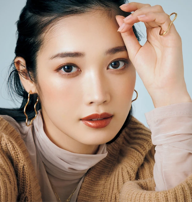 林田岬優　黒田啓蔵　ベースメイク