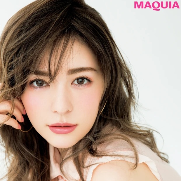 絶対買いな秋リップ5選！ イエベ春タイプさんはブライトピンクがお似合い