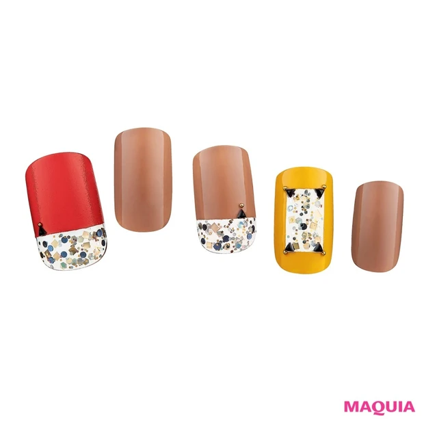 秋のメイク＆ファッションにマッチする【ベージュ×きらめきネイル】