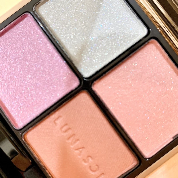 【透明感メイク】ブルベカラー×イエベ肌メイクにおすすめしたいパレットは、ズバリこれ!_1_2