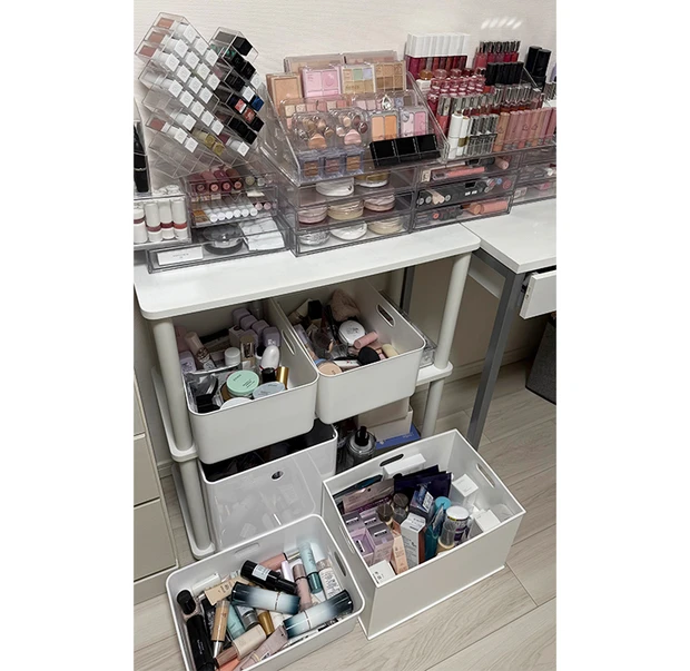 藤原りさ　マキアTOPビューティーズ　コスメ収納