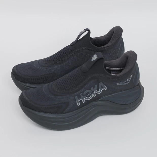 マキア　山本舞香　美活　ホカ®︎　リカバリーシューズ