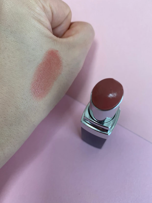 ルージュココブルーム　CHANEL リップ　ディオール ルージュディオール フォーエヴァーリキッド