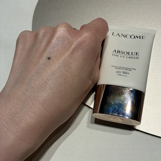 アプソリュ ザ UVクリーム スウォッチ