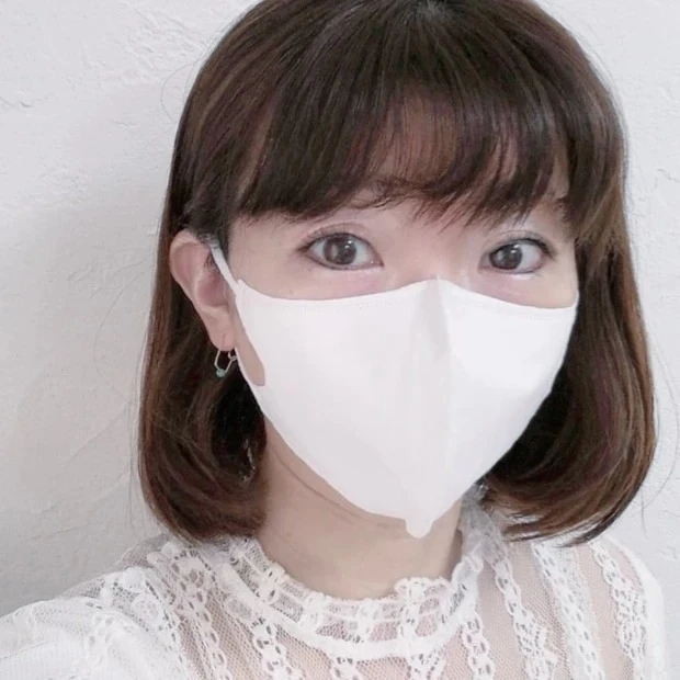 日本製 ナチュラムーン オーガニックコットン 使い捨てマスク 着用写真