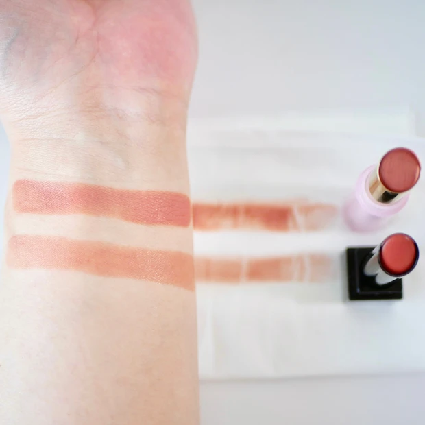 リップ色持ち比較 Wonjungyo(ウォンジョンヨ)リップステッカー 01.メルティングベージュ KATE リップモンスター 03 陽炎