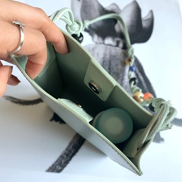 持ち歩ける化粧水 ミスト状化粧水 キュレル ディープモイスチャースプレー