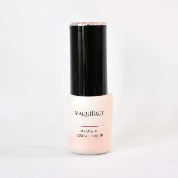 白湯メイク　おすすめファンデーション　MAQuillAGE(マキアージュ)ドラマティックエッセンスリキッド