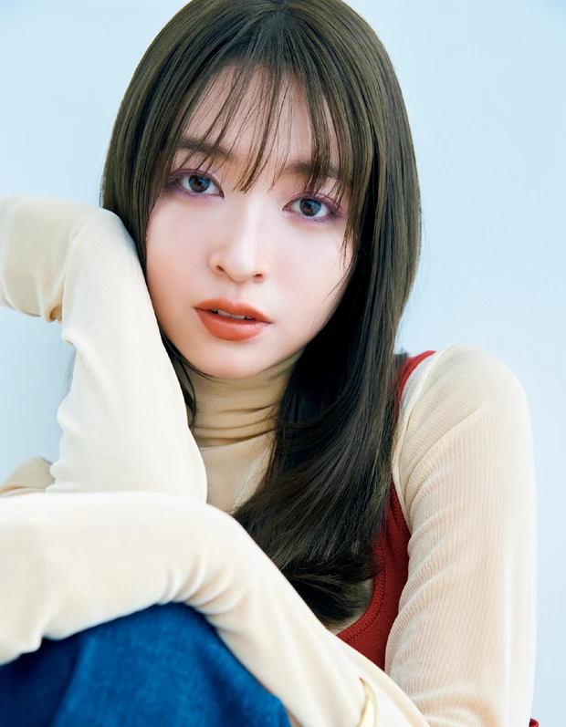 ピンクのアイパレットで作るおすすめピンクメイク5選_3.「低温ピンク」で媚びない甘さを手に入れるピンクメイク_1